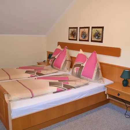 Haus Veronika Lägenhet Ossiach